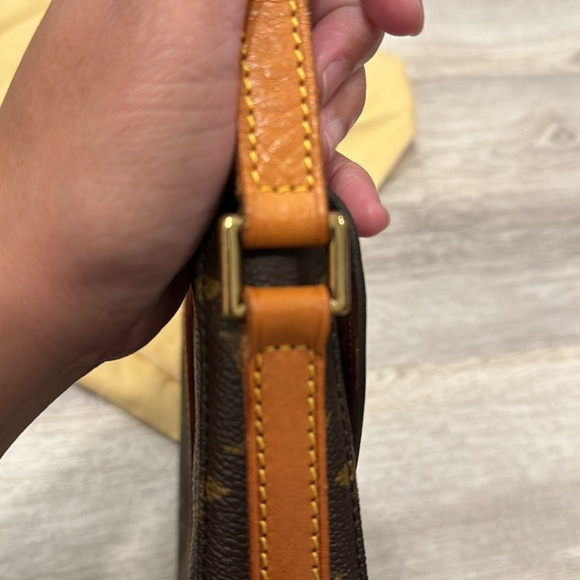 Louis Vuitton Chantilly Monogram Canvas GM - Picture 14 of 16